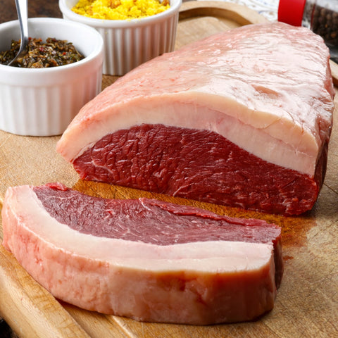 Picanha Black Angus Ωρίμανσης με Μαύρο Σκόρδο Αργεντινής, ωμό premium κρέας grain fed 20 ημερών με φυσική μαρμάρωση και άρωμα μαύρου σκόρδου, ιδανικό για grill ή BBQ, από το Siakos.gr